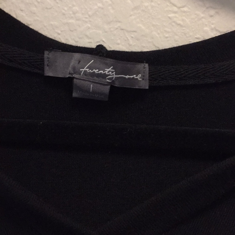 Beautiful hooded embellished crown long sleeve tee - Picture 5 of 7